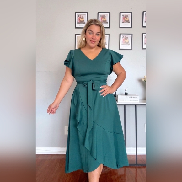 Women's Plus Size Formal Wedding Guest Dress with Ruffles V-Neck Long Low Party - Picture 5 of 16